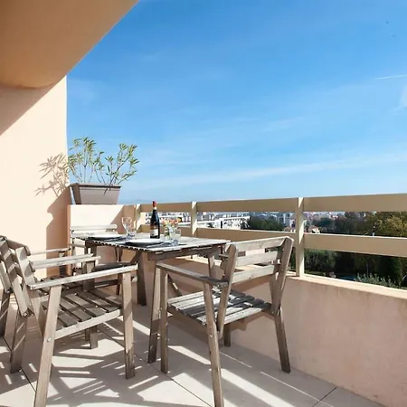 Vue Mer, Terrasse Et Parking Prive Apartman Antibes